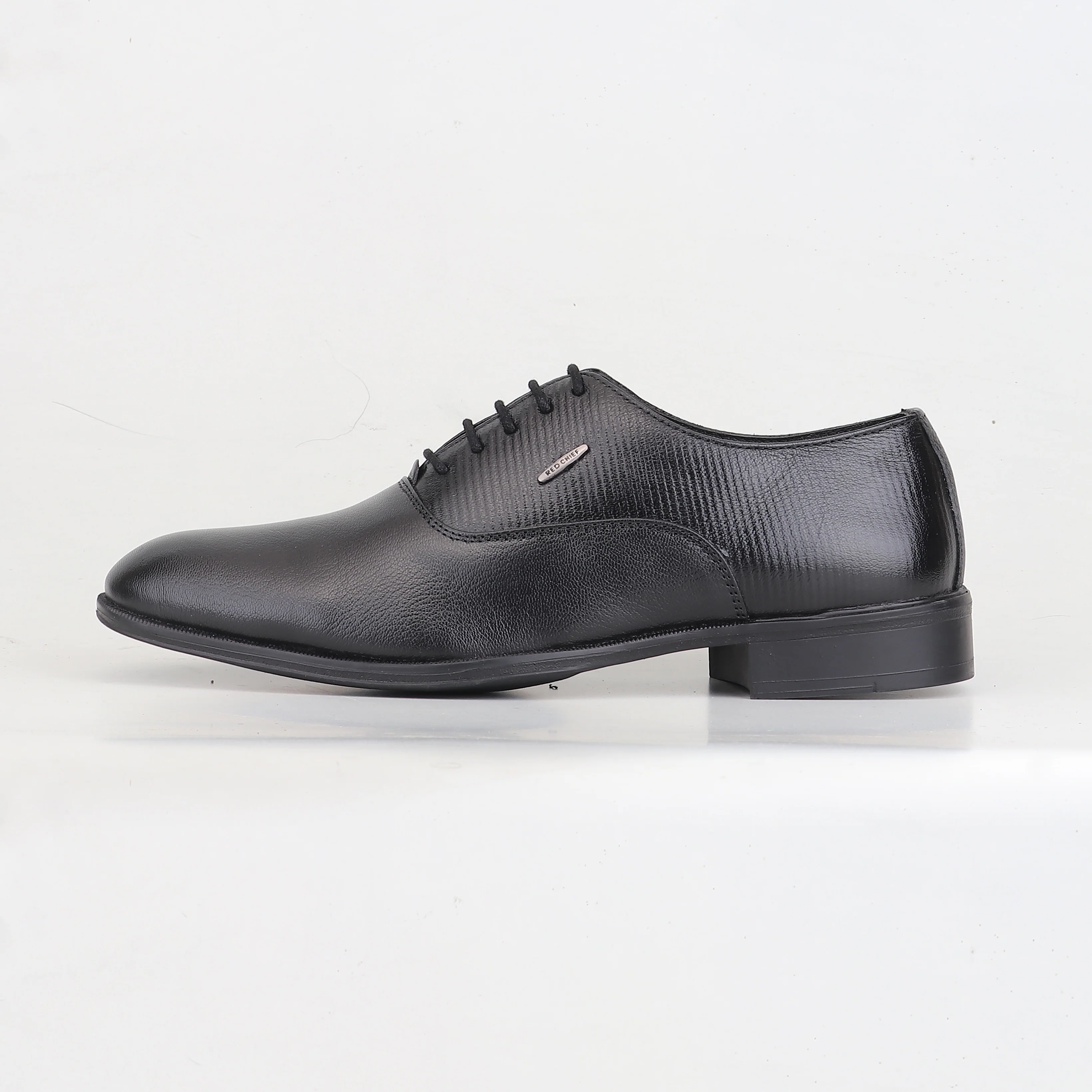Red Chief Black Formal Shoes for Men RC4037 001 - Image 2